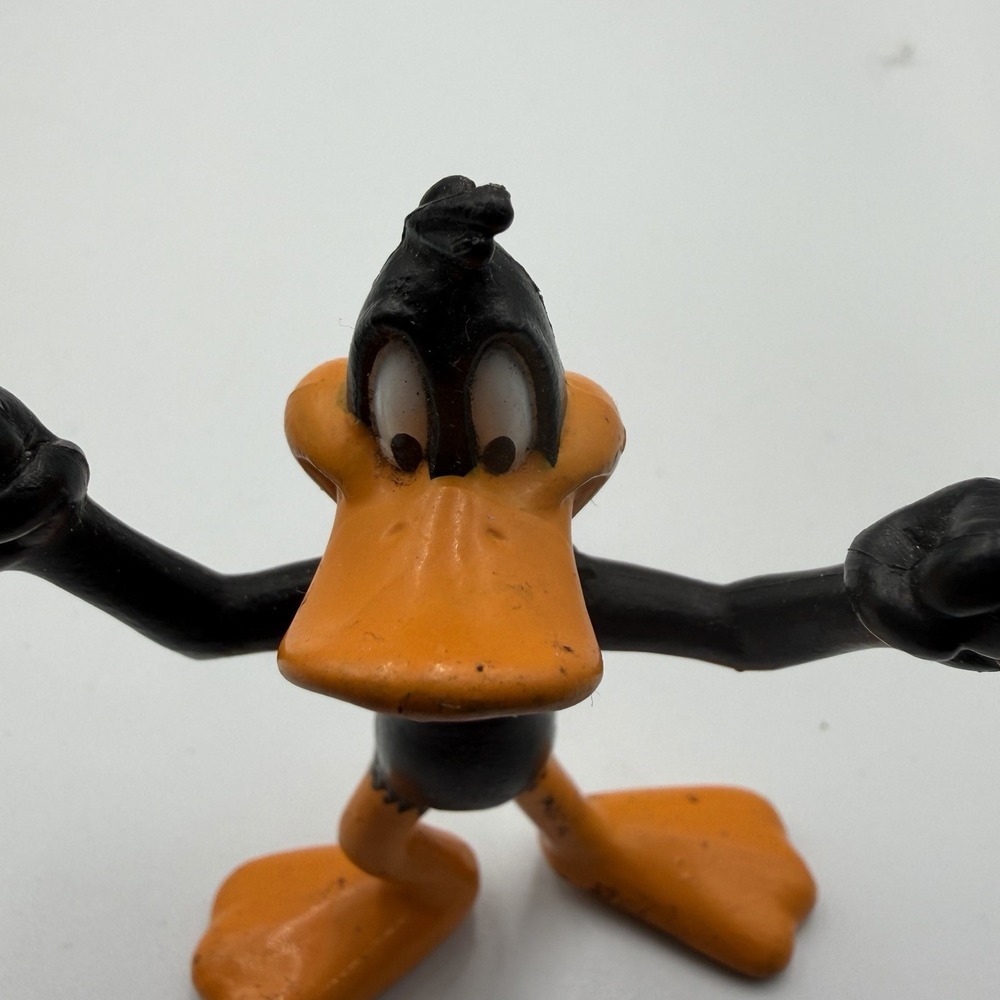 Vintage 1991 WB Warner Bros. Daffy Duck PVC Figure Looney Tunes Collectible Euc - Picture 2 of 5